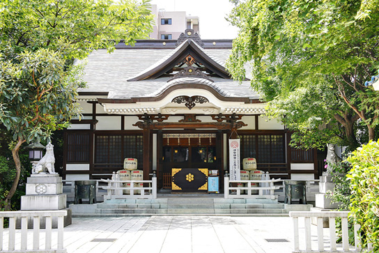 鳥越神社