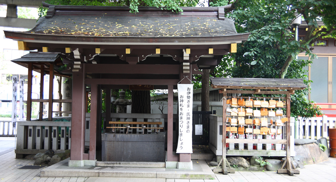 鳥越神社