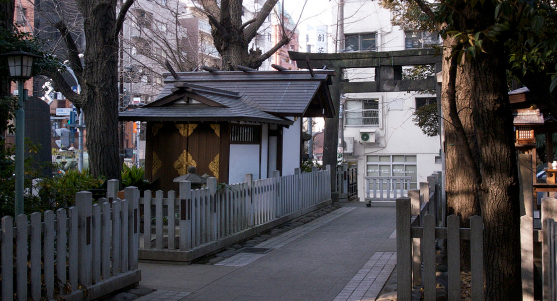 鳥越神社